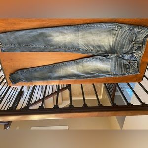 American Eagle skinny jeans